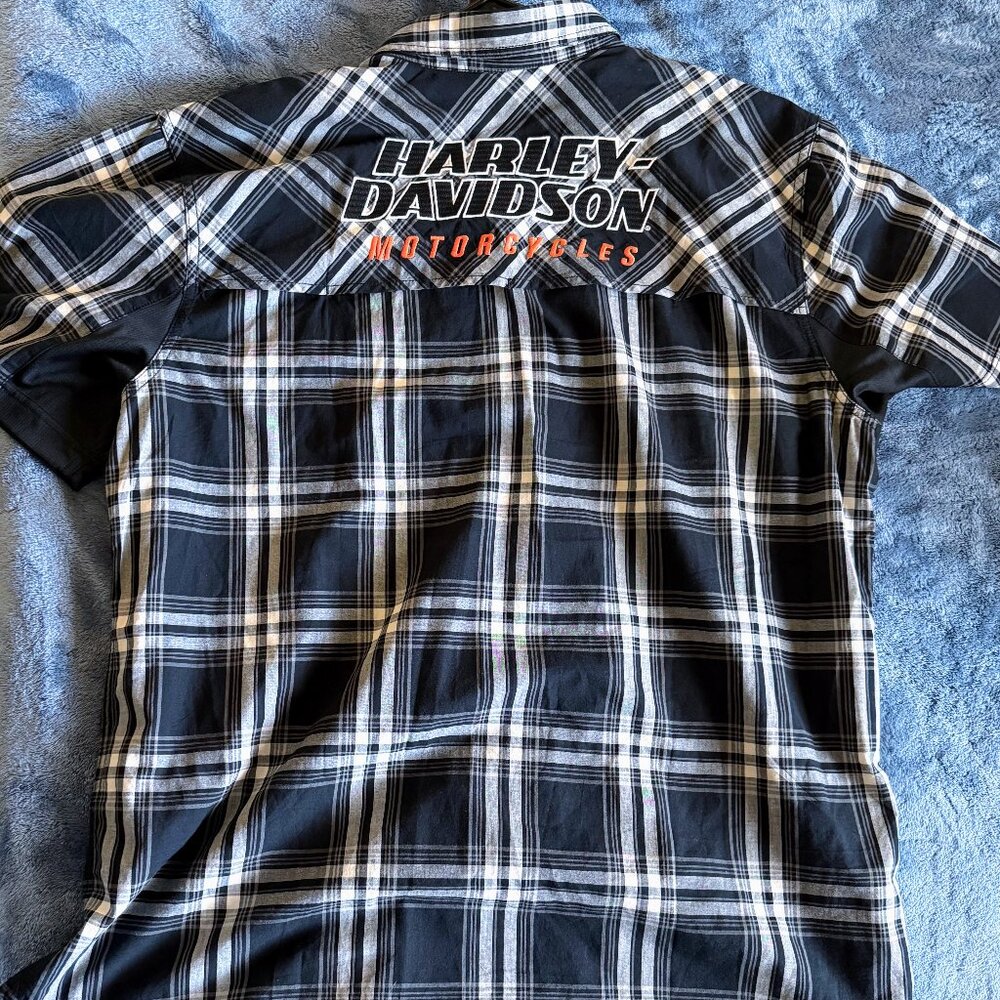 Harley Davidson Motorcycles Short sleeve button up shirt